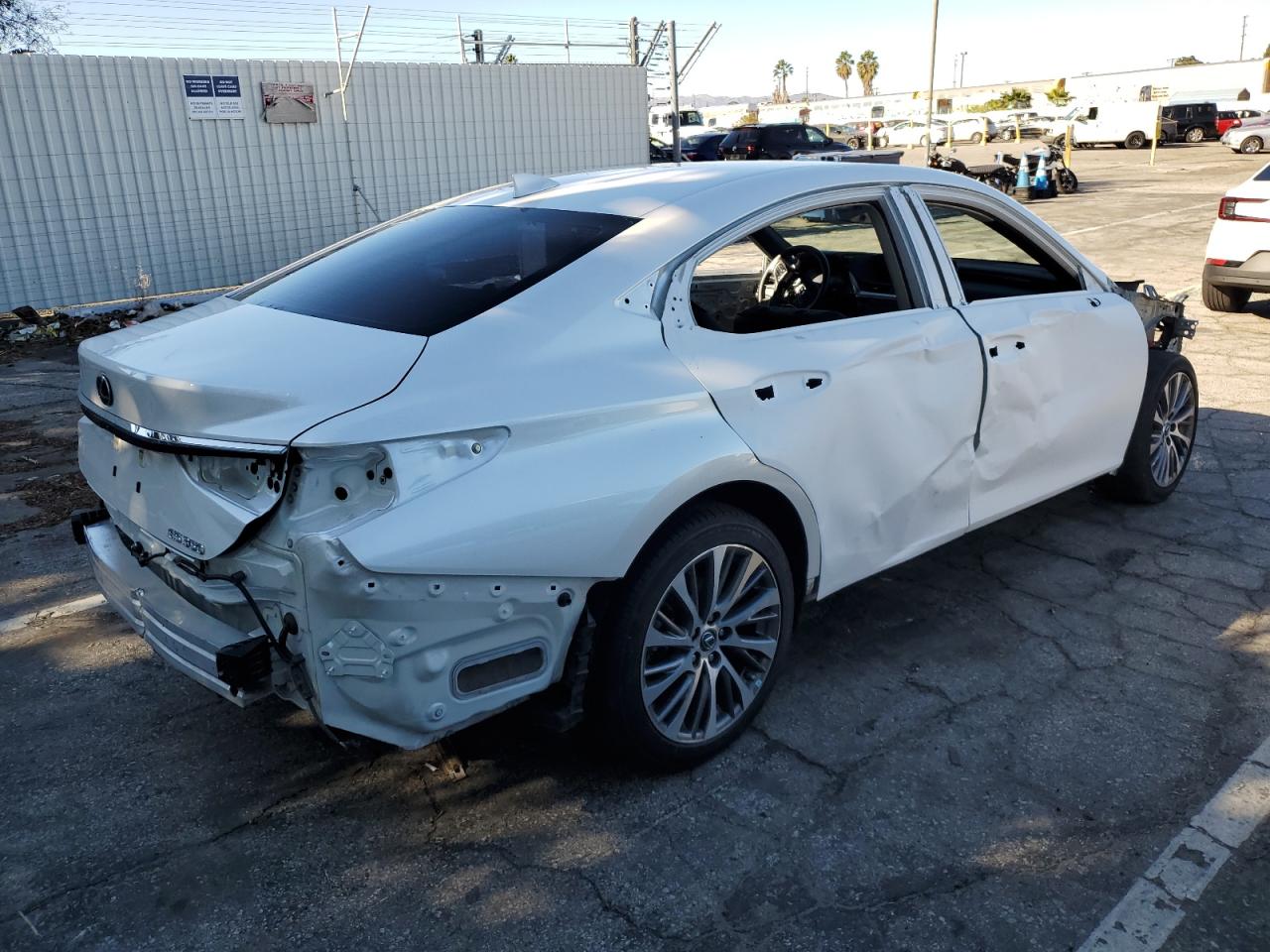 Image 3 of 2020 LEXUS ES 350 2020 with VIN 58ADZ1B17LU071751