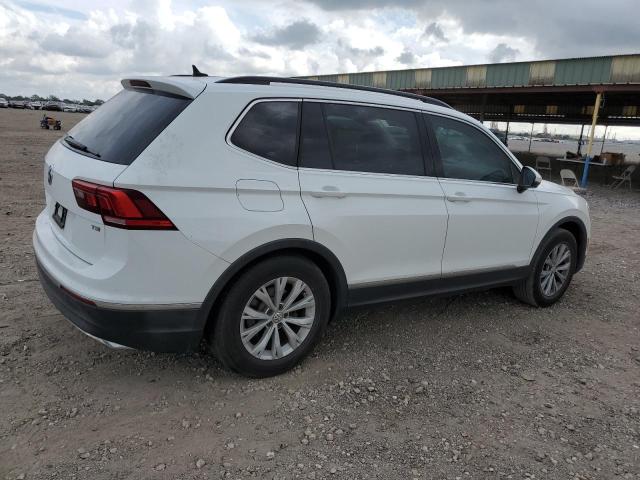 Obraz 3 z 2018 VOLKSWAGEN TIGUAN SE 2018 z VIN 3VV3B7AXXJM068401