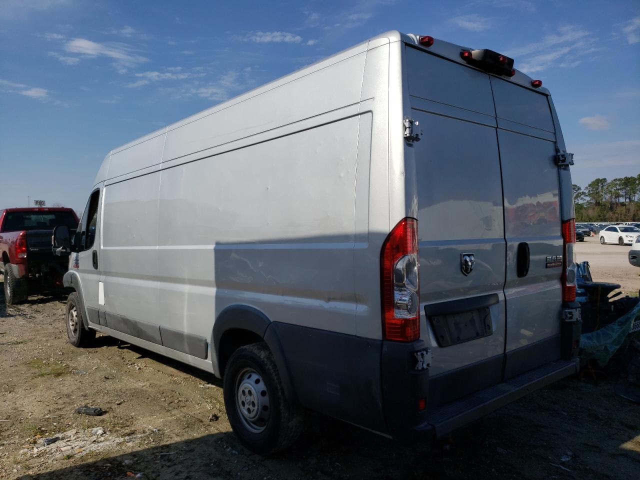 Изображение 2 2015 RAM PROMASTER 3500 3500 HIGH 2015 с VIN 3C6URVJG8FE511933