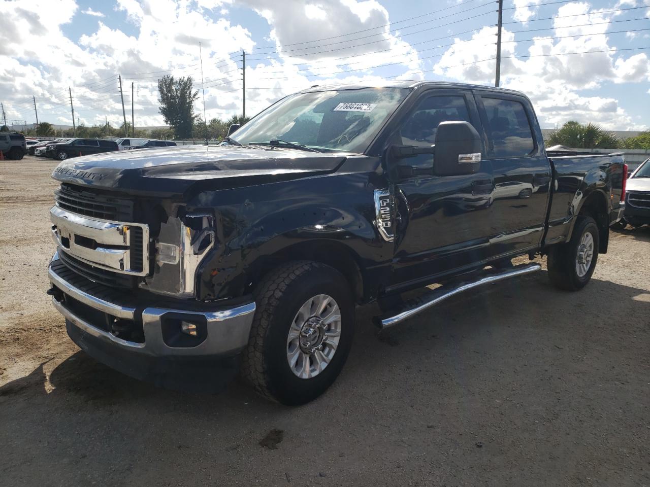 Obraz 1 z Ford F250 Super Duty 2017 z VIN 1FT7W2B66HEC36290