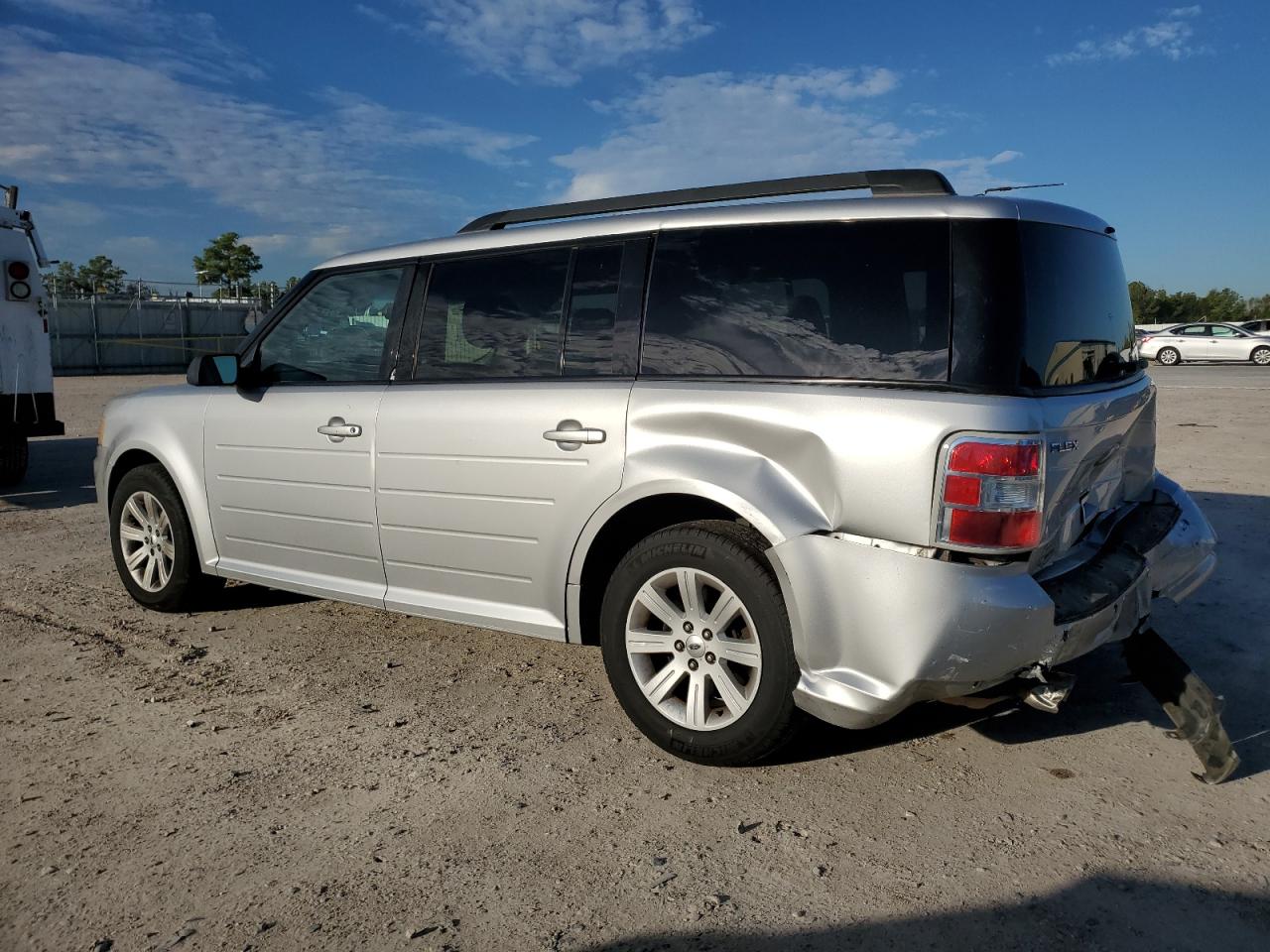 Image 2 of 2012 FORD FLEX SE 2012 with VIN 2FMGK5BC6CBD04171