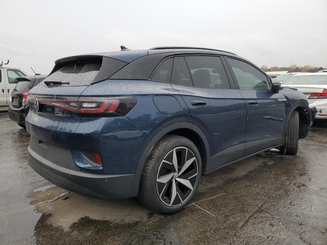 Image 3 of 2023 VOLKSWAGEN ID.4 PRO S 2023 with VIN 1V2VMPE88PC019422