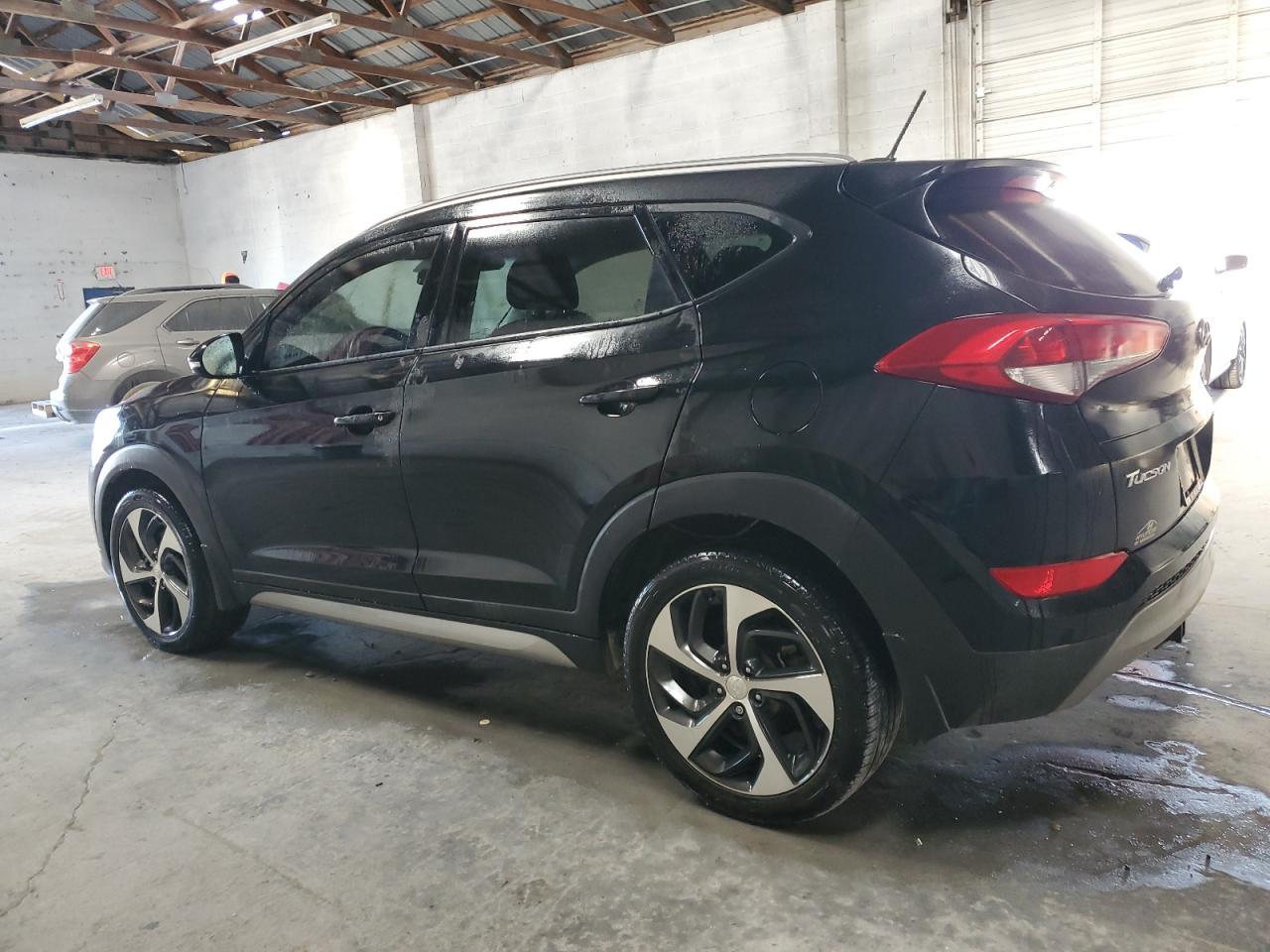 Изображение 2 2017 HYUNDAI TUCSON LIMITED 2017 с VIN KM8J33A2XHU314705