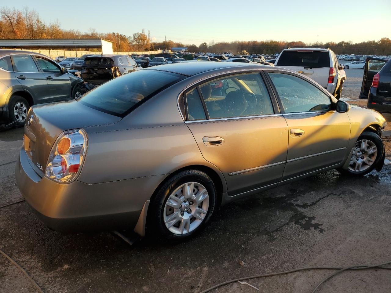 Image 3 of 2006 NISSAN ALTIMA S 2006 with VIN 1N4AL11D76N312062