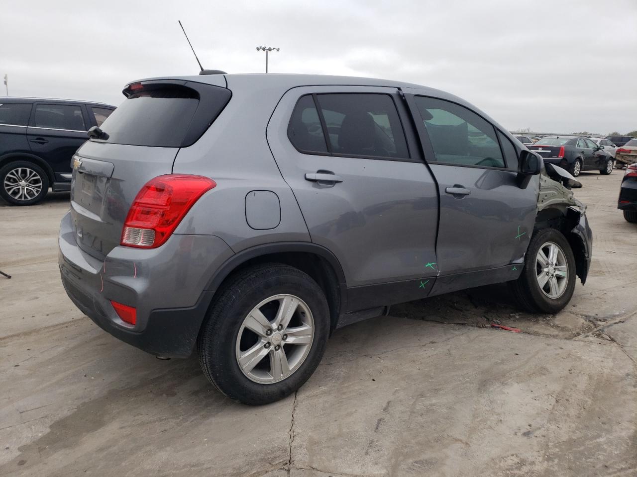 Изображение 3 2020 CHEVROLET TRAX LS 2020 с VIN 3GNCJKSB0LL289092