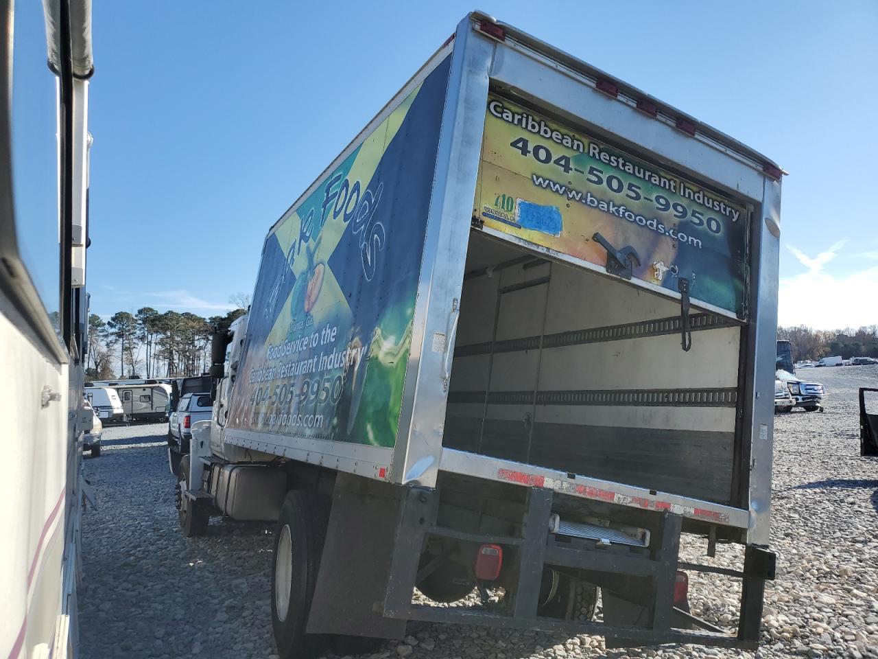 Image 2 of 2020 HINO 258/268  2020 with VIN 5PVNJ8JT7L4S59429