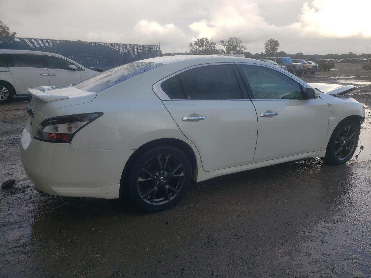 Image 3 of 2014 NISSAN MAXIMA S 2014 with VIN 1N4AA5AP9EC461283