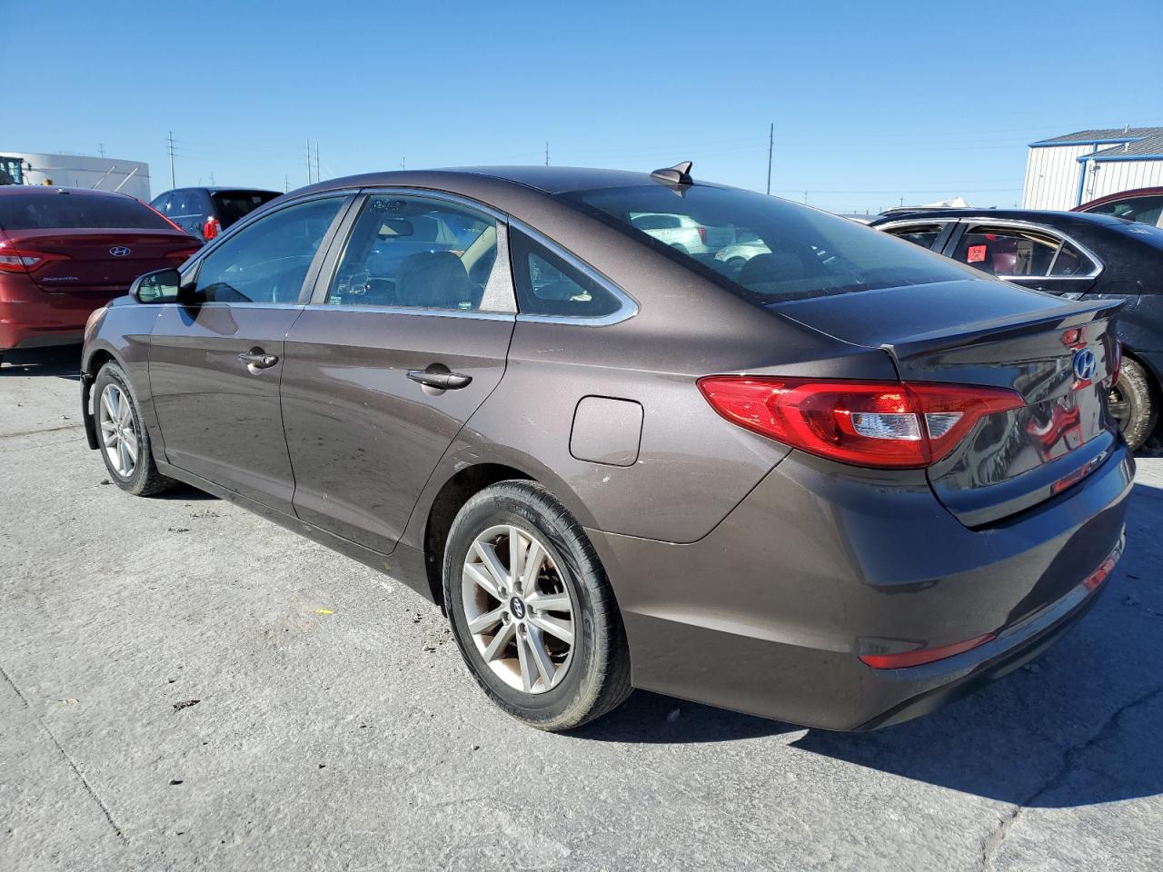 Изображение 2 2015 HYUNDAI SONATA SE 2015 с VIN 5NPE24AF9FH245157