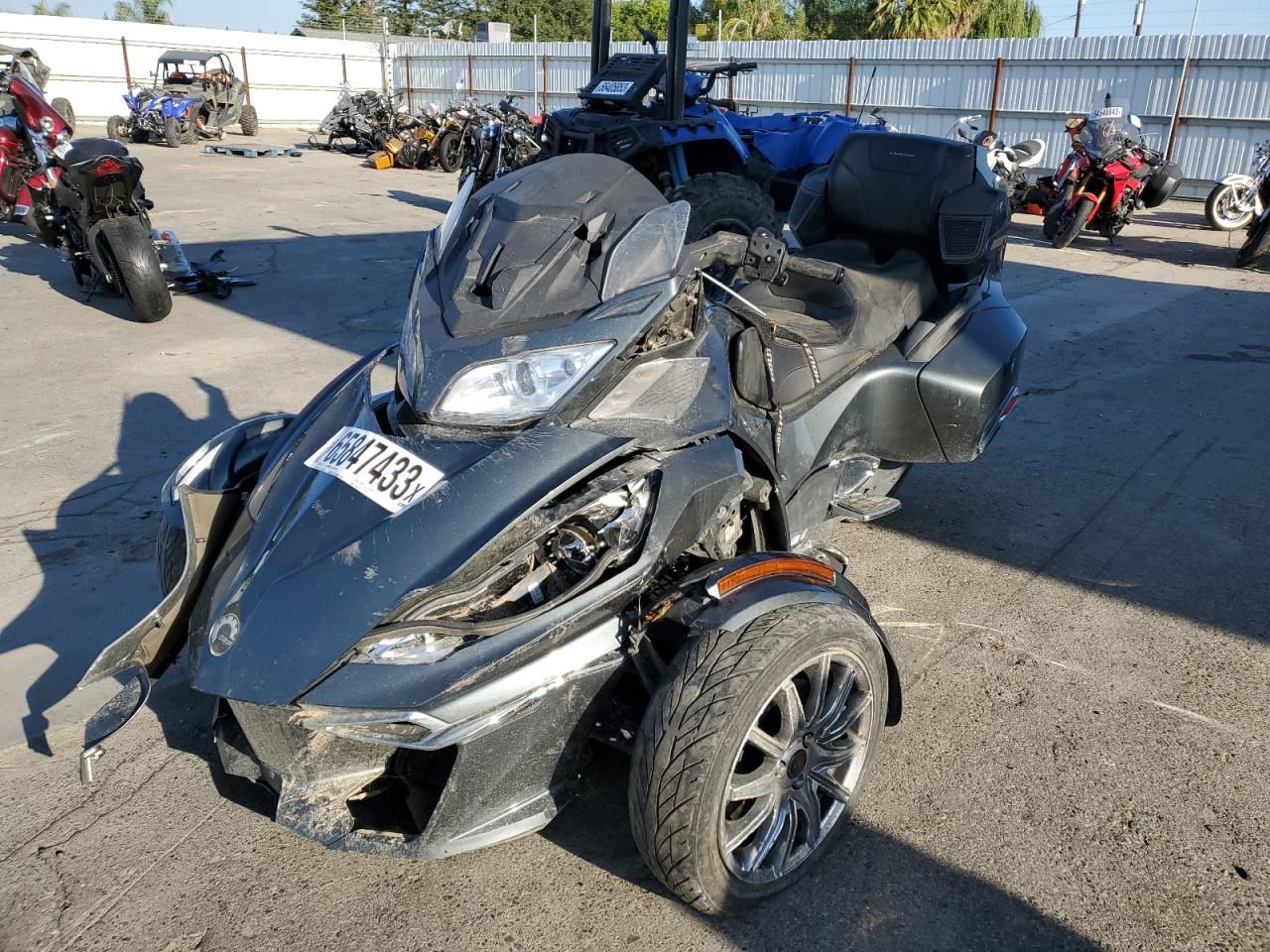 Изображение 2 2018 CAN-AM SPYDER ROADSTER RT 2018 с VIN 2BXNBDD2XJV000251