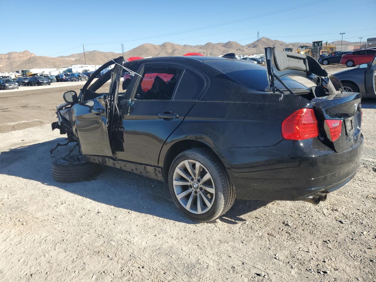 Image 2 of 2011 BMW 328 I SULEV 2011 with VIN WBAPH5C57BF093897
