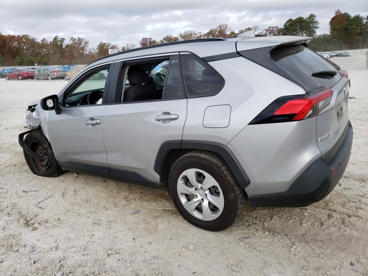 Изображение 2 2021 TOYOTA RAV4 LE 2021 с VIN JTMH1RFV4MD061390