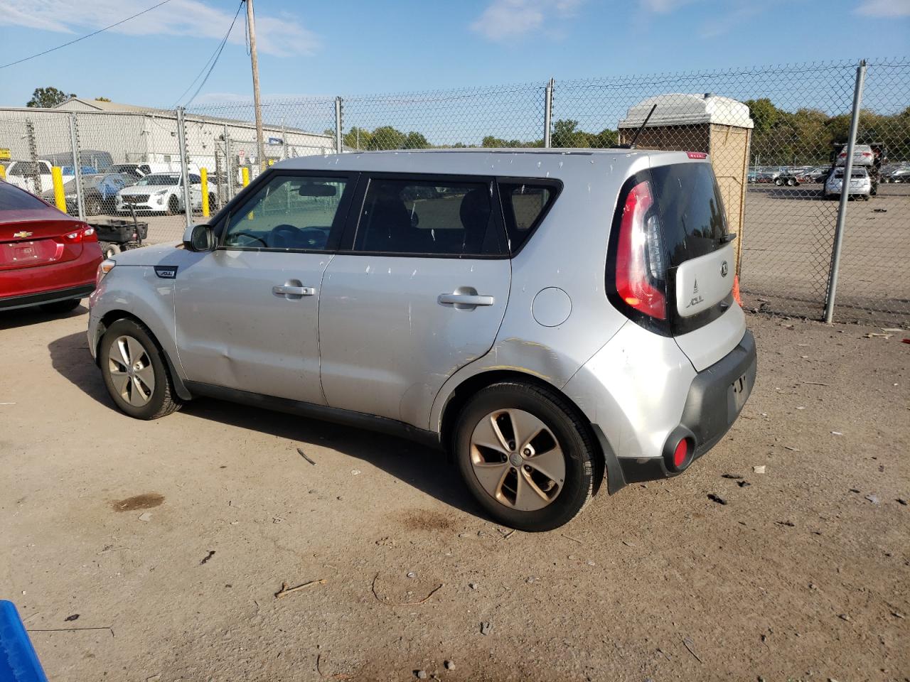 Изображение 2 2016 KIA SOUL  2016 с VIN KNDJN2A24G7841001