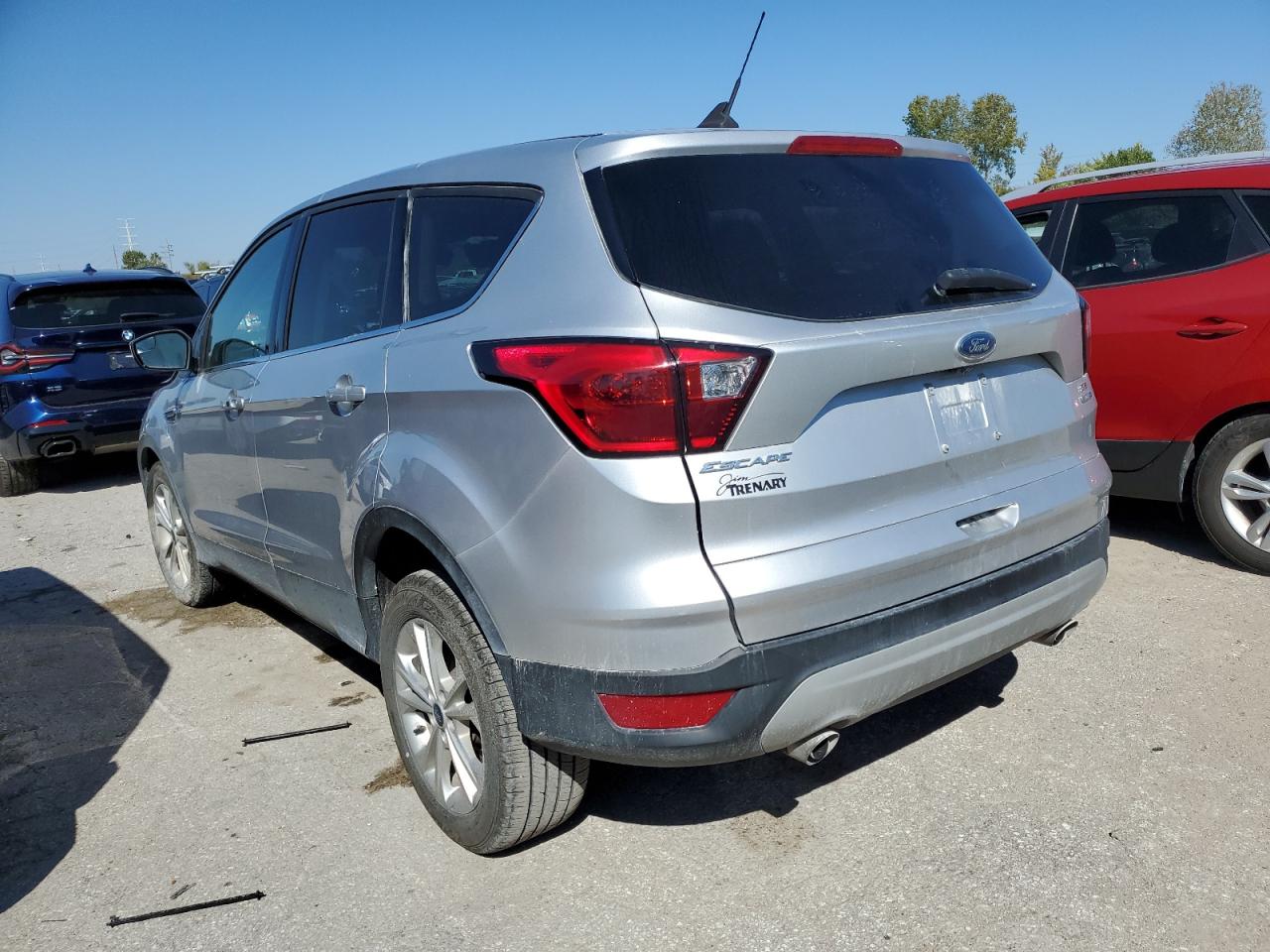 Obraz 2 z 2019 FORD ESCAPE SE 2019 z VIN 1FMCU9GD1KUA34888