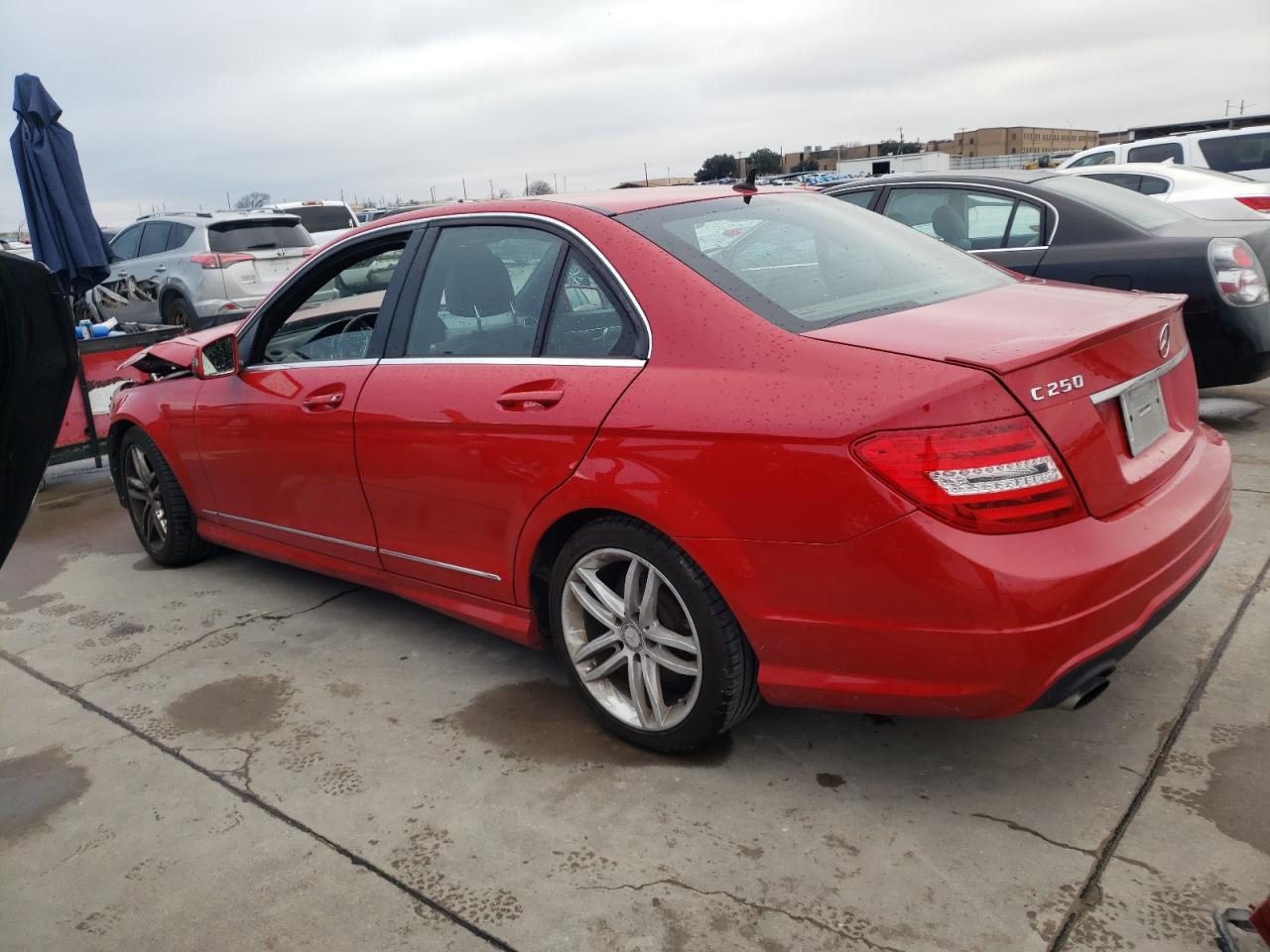 Image 2 of 2014 MERCEDES-BENZ C 250 2014 with VIN WDDGF4HB0ER306215