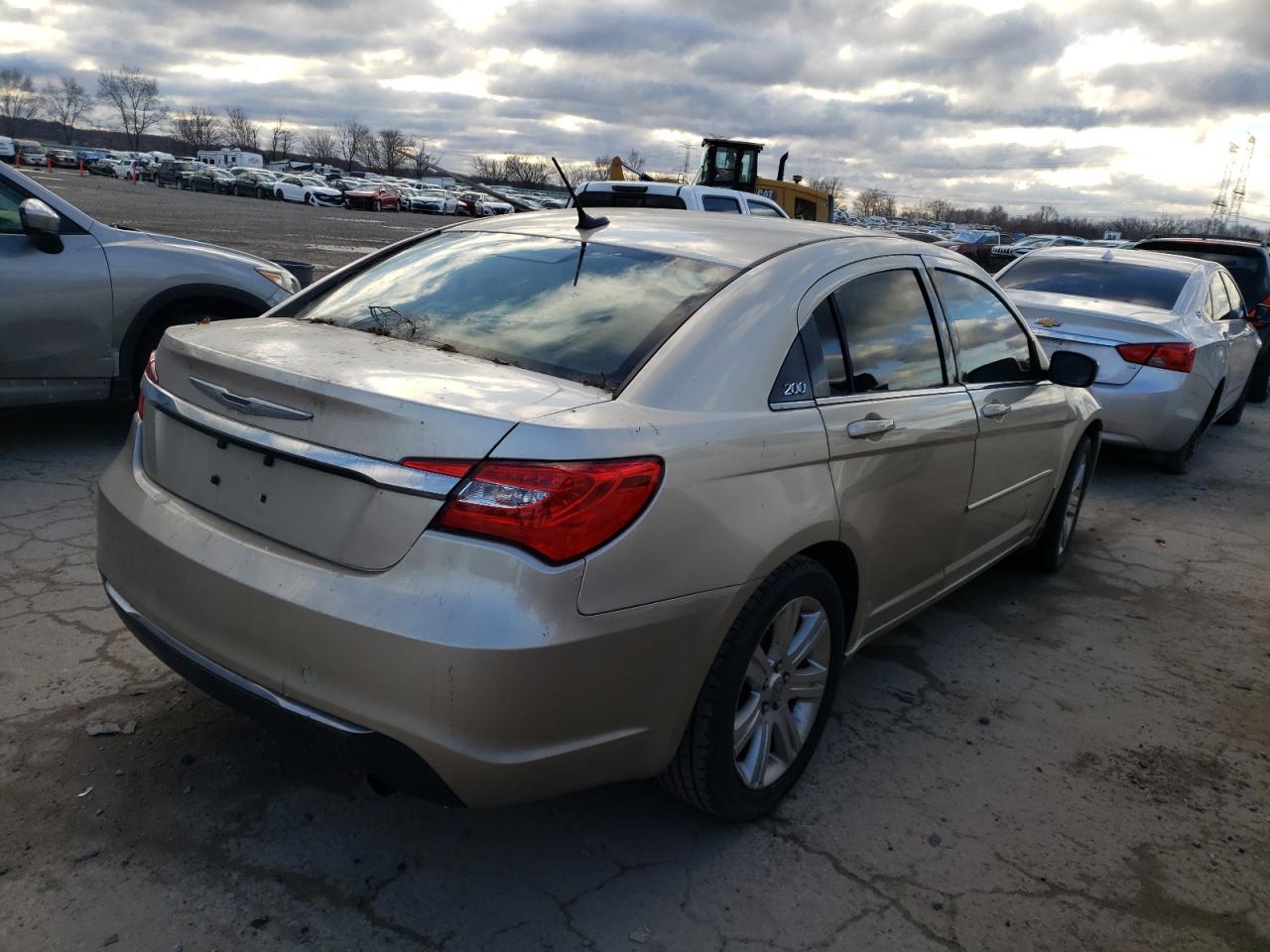 Изображение 3 2013 CHRYSLER 200 TOURING 2013 с VIN 1C3CCBBB7DN714123