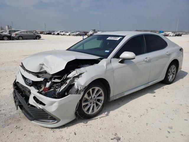 Obraz 1 z 2022 TOYOTA CAMRY LE 2022 z VIN 4T1C11AK7NU007989