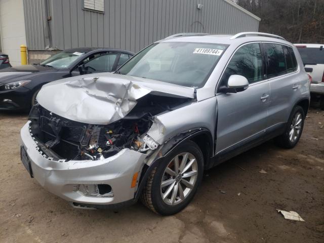 Obraz 1 z 2017 VOLKSWAGEN TIGUAN WOLFSBURG 2017 z VIN WVGRV7AX2HK017892