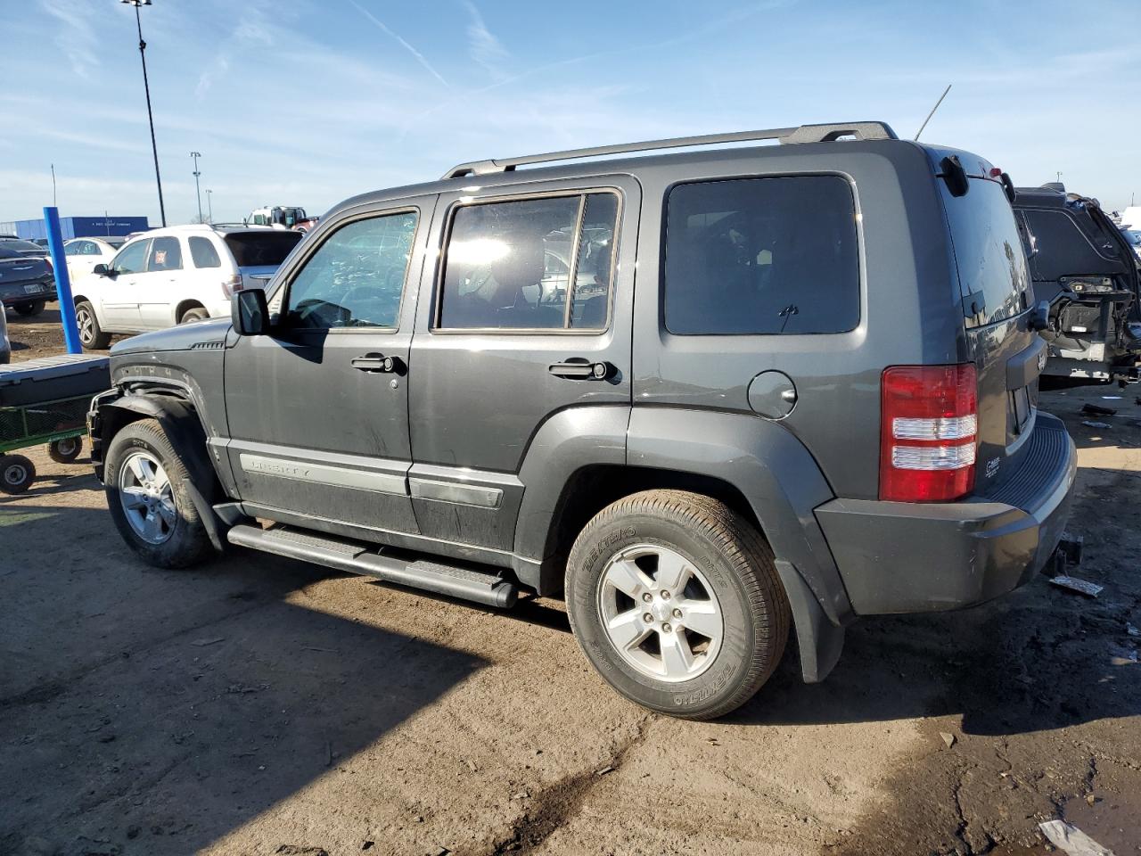 Изображение 2 2010 JEEP LIBERTY SPORT 2010 с VIN 1J4PP2GK6AW171454