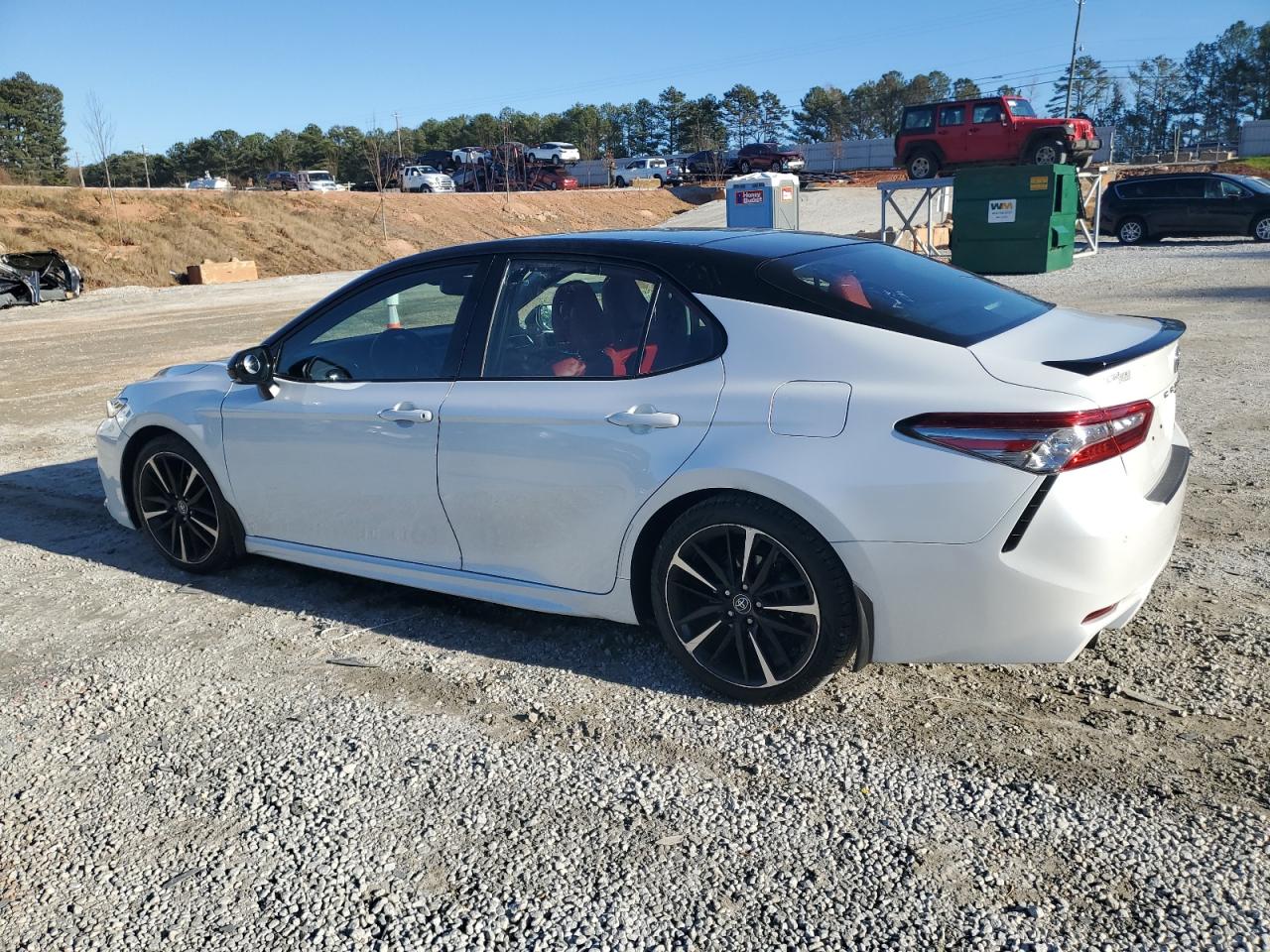 Изображение 2 2018 TOYOTA CAMRY XSE 2018 с VIN 4T1B61HK1JU151583