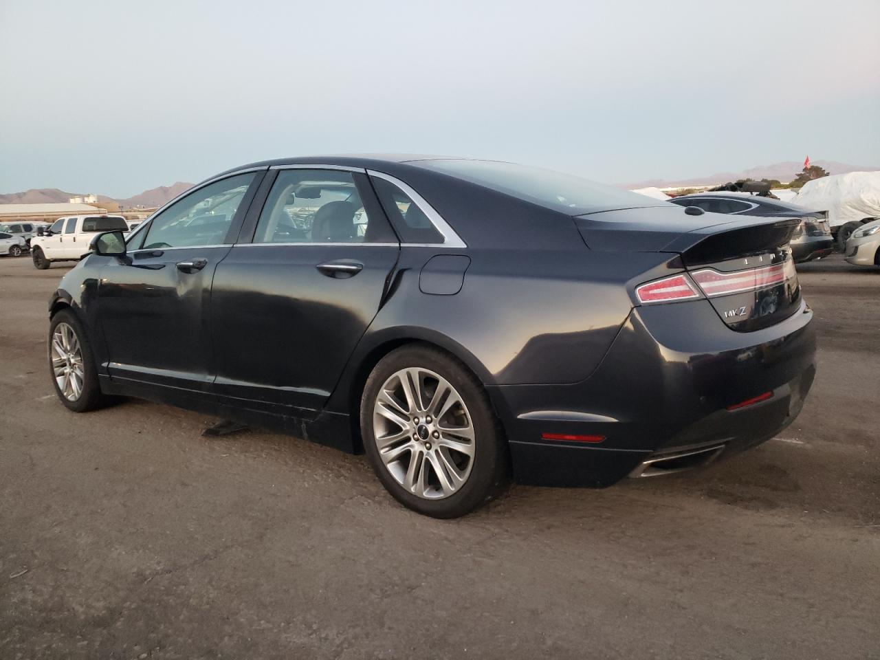Obraz 2 z 2013 LINCOLN MKZ  2013 z VIN 3LN6L2G94DR819046