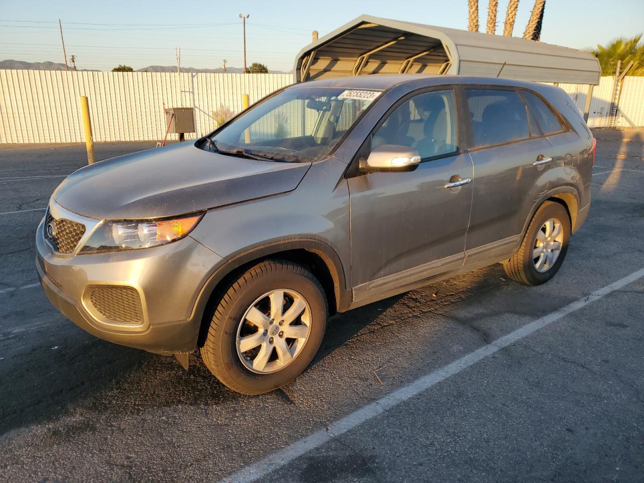 Obraz 1 z 2013 KIA SORENTO LX 2013 z VIN 5XYKT3A15DG345534