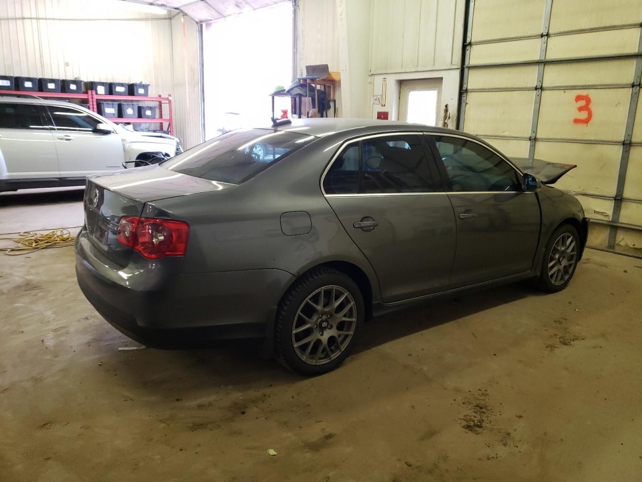 Image 3 of 2006 VOLKSWAGEN JETTA GLI OPTION PACKAGE 1 2006 with VIN 3VWWJ71K26M680552