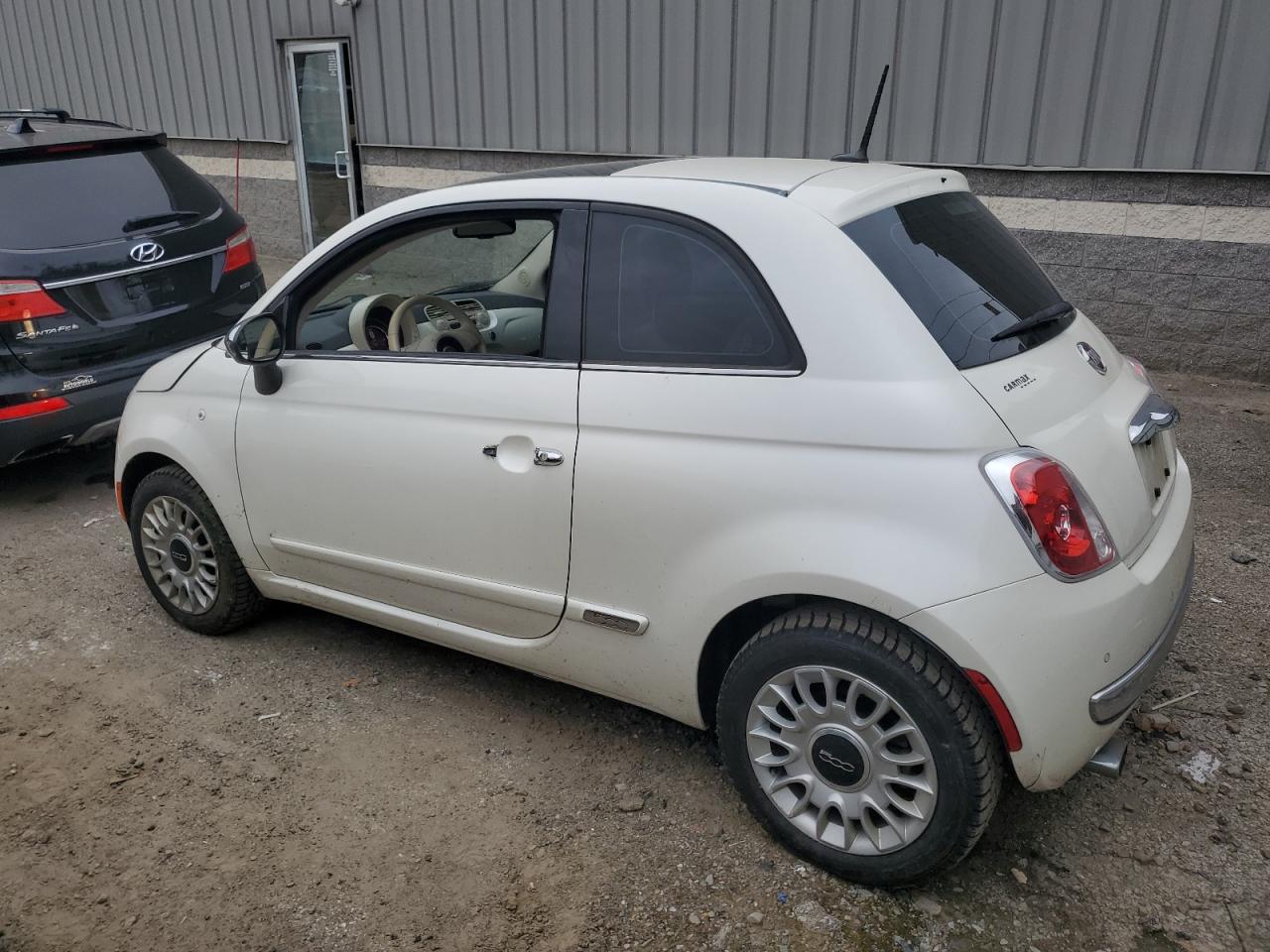 Image 2 of 2015 FIAT 500 LOUNGE 2015 with VIN 3C3CFFCR9FT513708