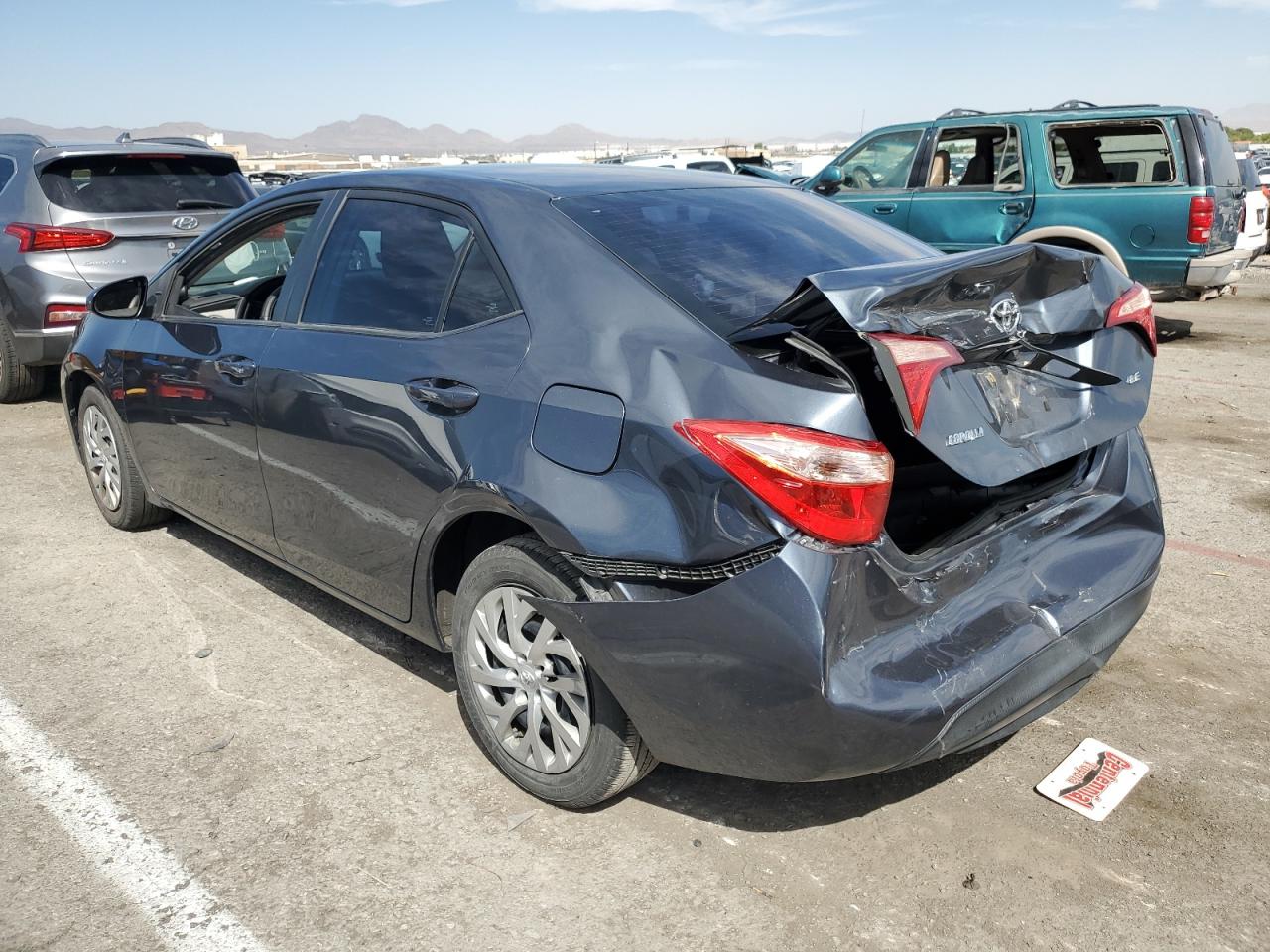 Image 2 of Toyota Corolla L 2018 with VIN 2T1BURHE7JC117941