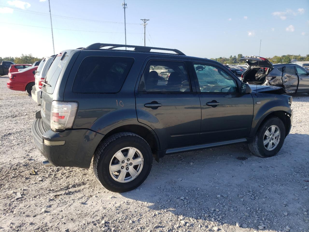 Image 3 of Mercury Mariner 2009 with VIN 4M2CU81779KJ03097