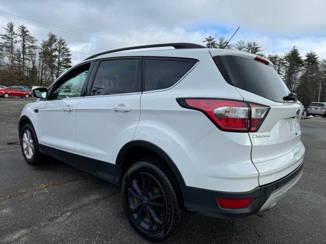 Image 3 of 2018 FORD ESCAPE SE 2018 with VIN 1FMCU9GD9JUC49837