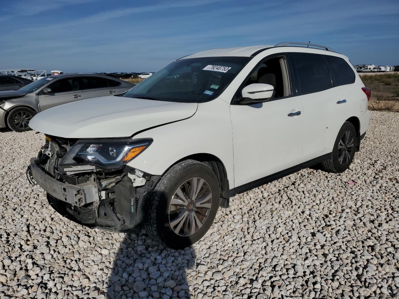Изображение 1 2017 NISSAN PATHFINDER S 2017 с VIN 5N1DR2MN4HC902360
