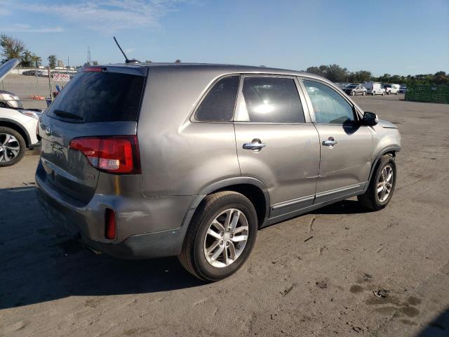 Obraz 3 z 2015 KIA SORENTO LX 2015 z VIN 5XYKT3A64FG601578