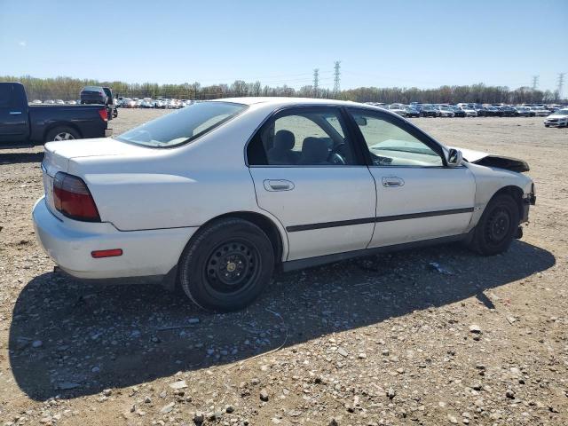 Image 3 of 1997 HONDA ACCORD LX 1997 with VIN 1HGCD5633VA091994