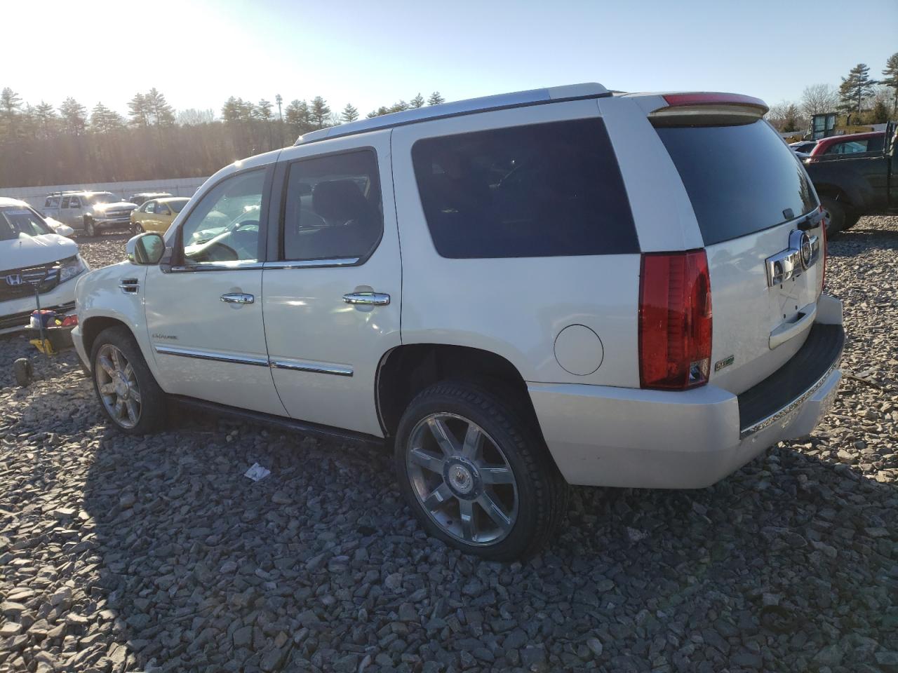 Изображение 2 2010 CADILLAC ESCALADE PREMIUM 2010 с VIN 1GYUKCEF3AR176249