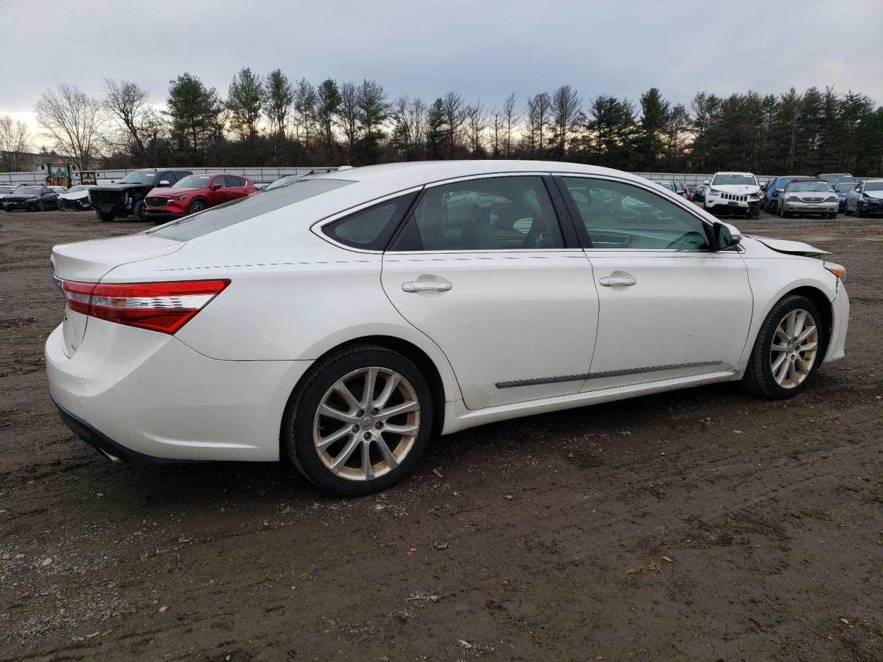 Image 3 of 2013 TOYOTA AVALON BASE 2013 with VIN 4T1BK1EBXDU015070