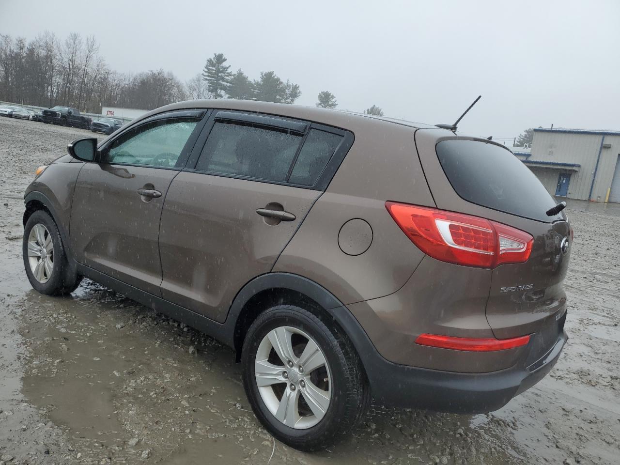 Изображение 2 2013 KIA SPORTAGE BASE 2013 с VIN KNDPB3A29D7455906