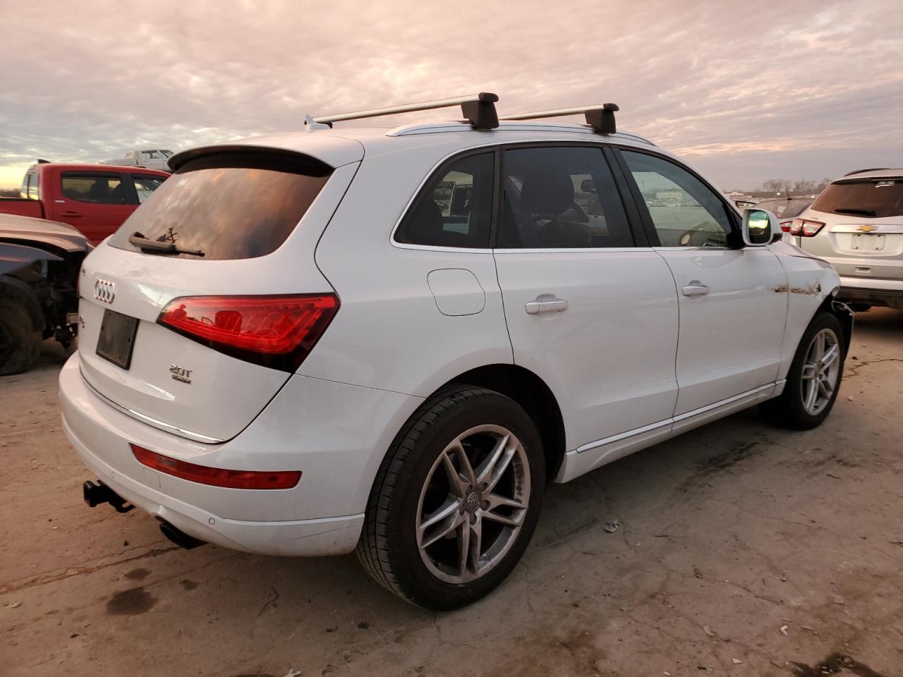 Image 3 of 2017 AUDI Q5 PREMIUM PLUS 2017 with VIN WA1L2AFP6HA017774