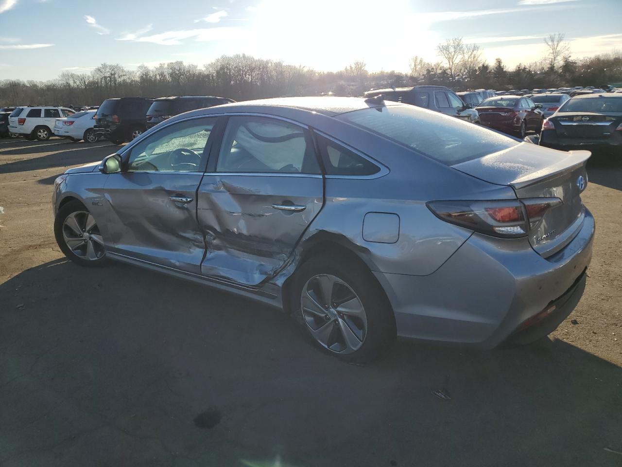 Изображение 2 2016 HYUNDAI SONATA HYBRID 2016 с VIN KMHE34L15GA023413