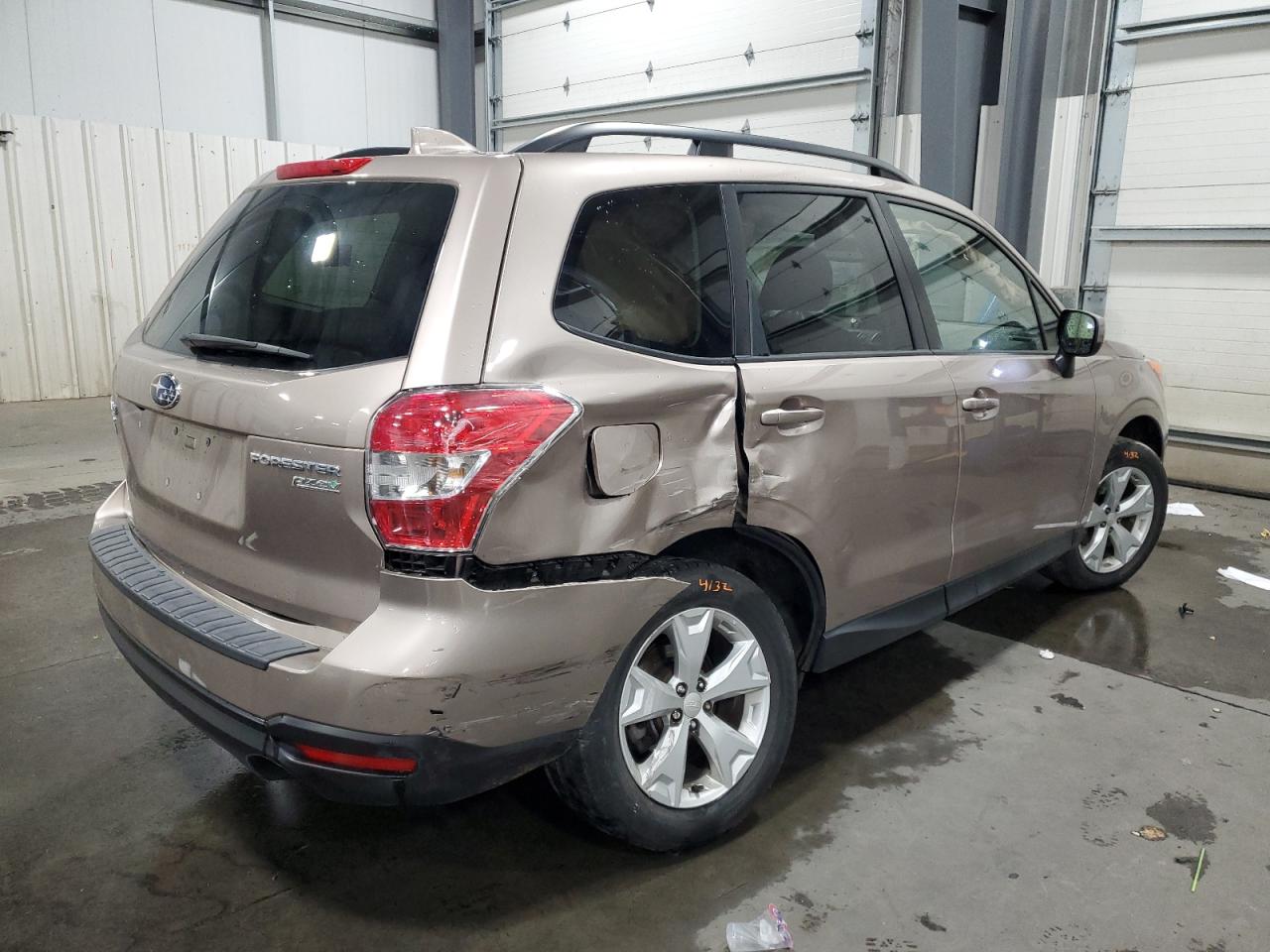Image 3 of 2016 SUBARU FORESTER 2.5I PREMIUM 2016 with VIN JF2SJADC8GH494945