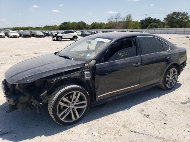 Изображение 1 2017 VOLKSWAGEN PASSAT R-LINE 2017 с VIN 1VWDT7A33HC061084