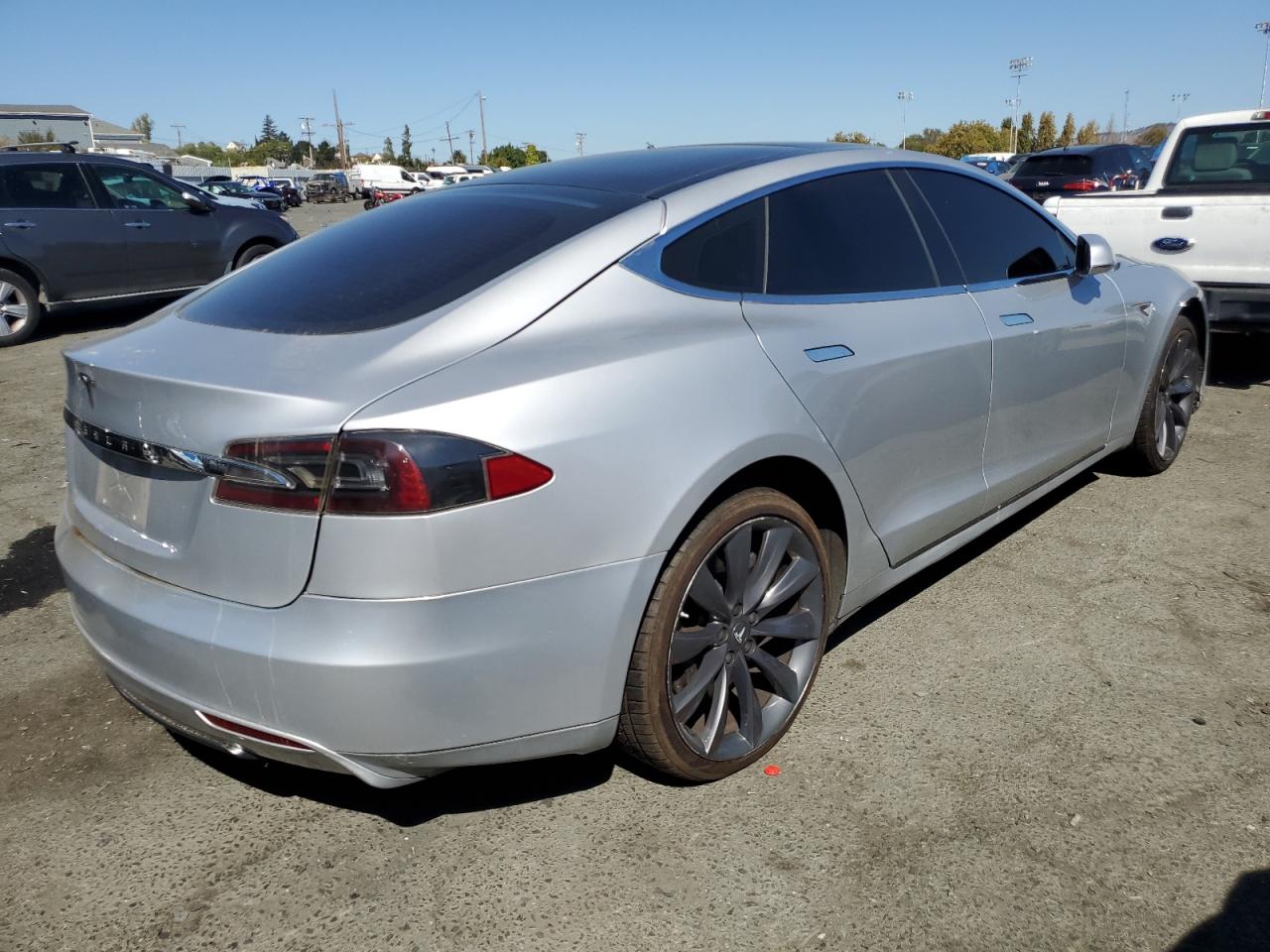 Image 3 of 2012 TESLA MODEL S  2012 with VIN 5YJSA1DP1CFS00779