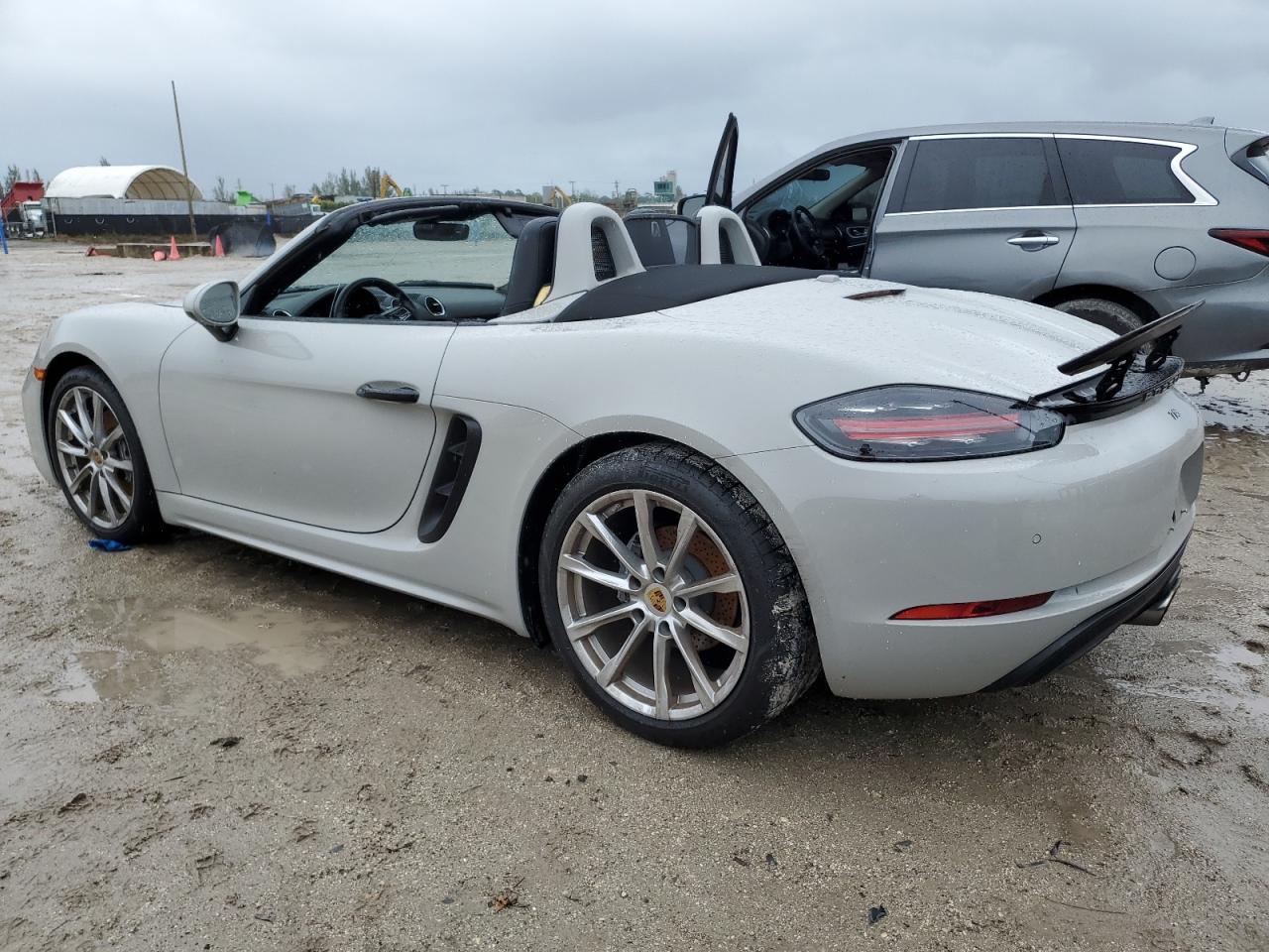 Obraz 2 z 2022 PORSCHE BOXSTER BASE 2022 z VIN WP0CA2A85NS205187
