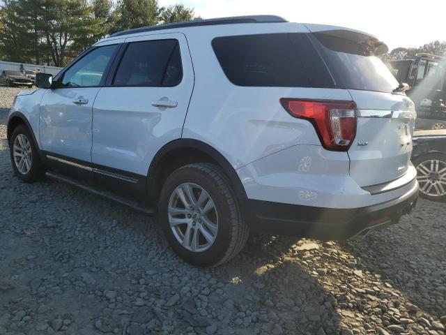 Image 2 of 2018 FORD EXPLORER XLT 2018 with VIN 1FM5K8D82JGC79373