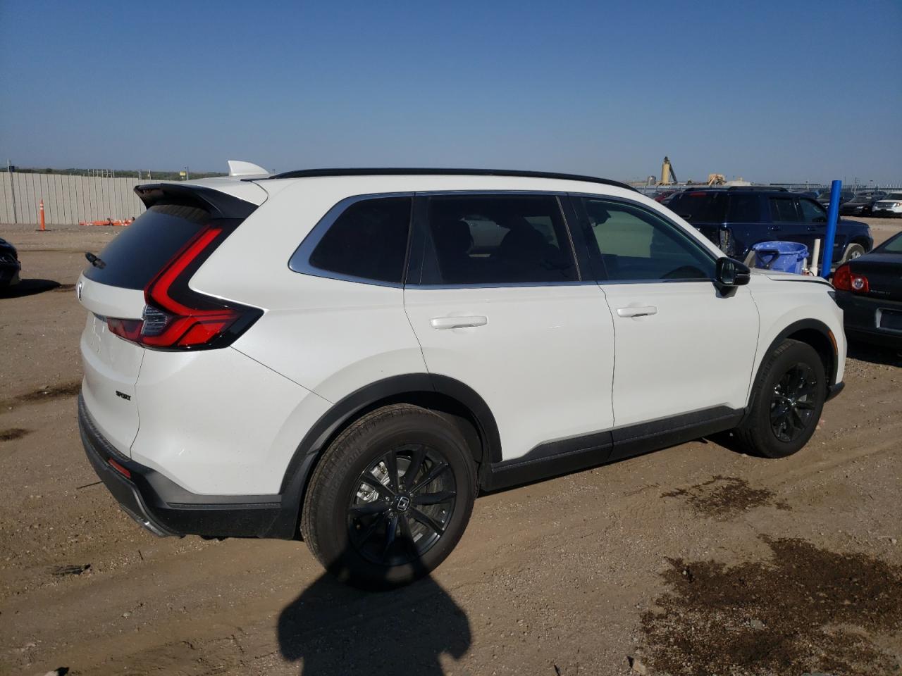 Image 3 of Honda Cr-V Sport 2024 with VIN 7FARS6H57RE009737