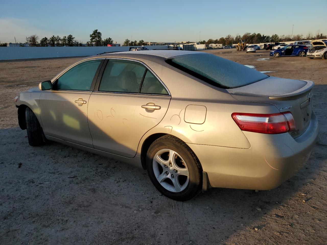 Изображение 2 2007 TOYOTA CAMRY CE 2007 с VIN 4T1BE46K57U554871