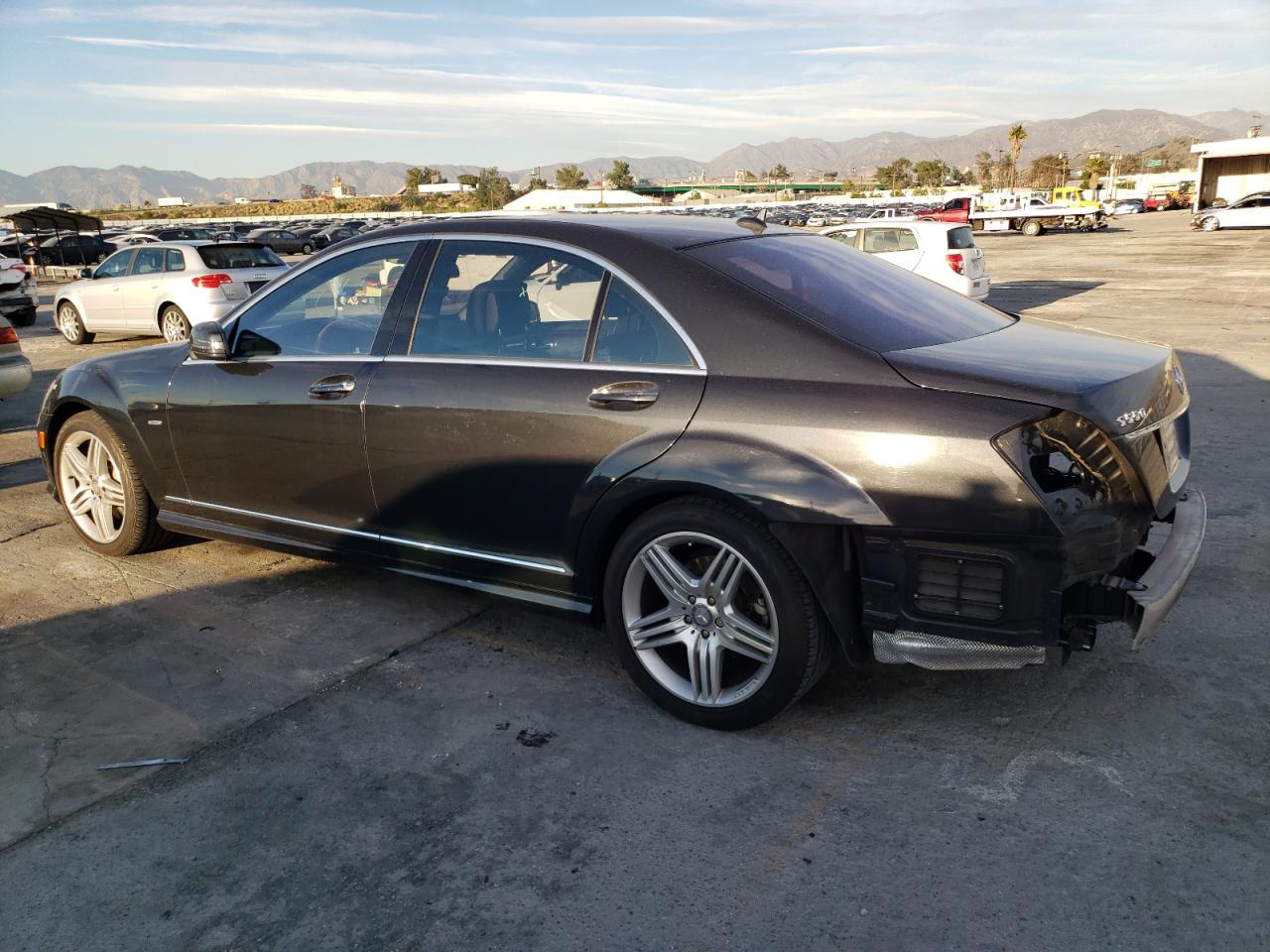 Изображение 2 2012 MERCEDES-BENZ S 550 2012 с VIN WDDNG7DB1CA470712
