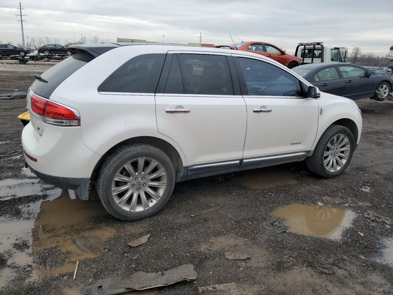 Image 3 of 2012 LINCOLN MKX  2012 with VIN 2LMDJ8JK8CBL08906