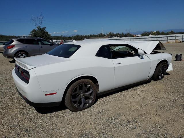 Obraz 3 z 2018 DODGE CHALLENGER SXT 2018 z VIN 2C3CDZAG9JH258200