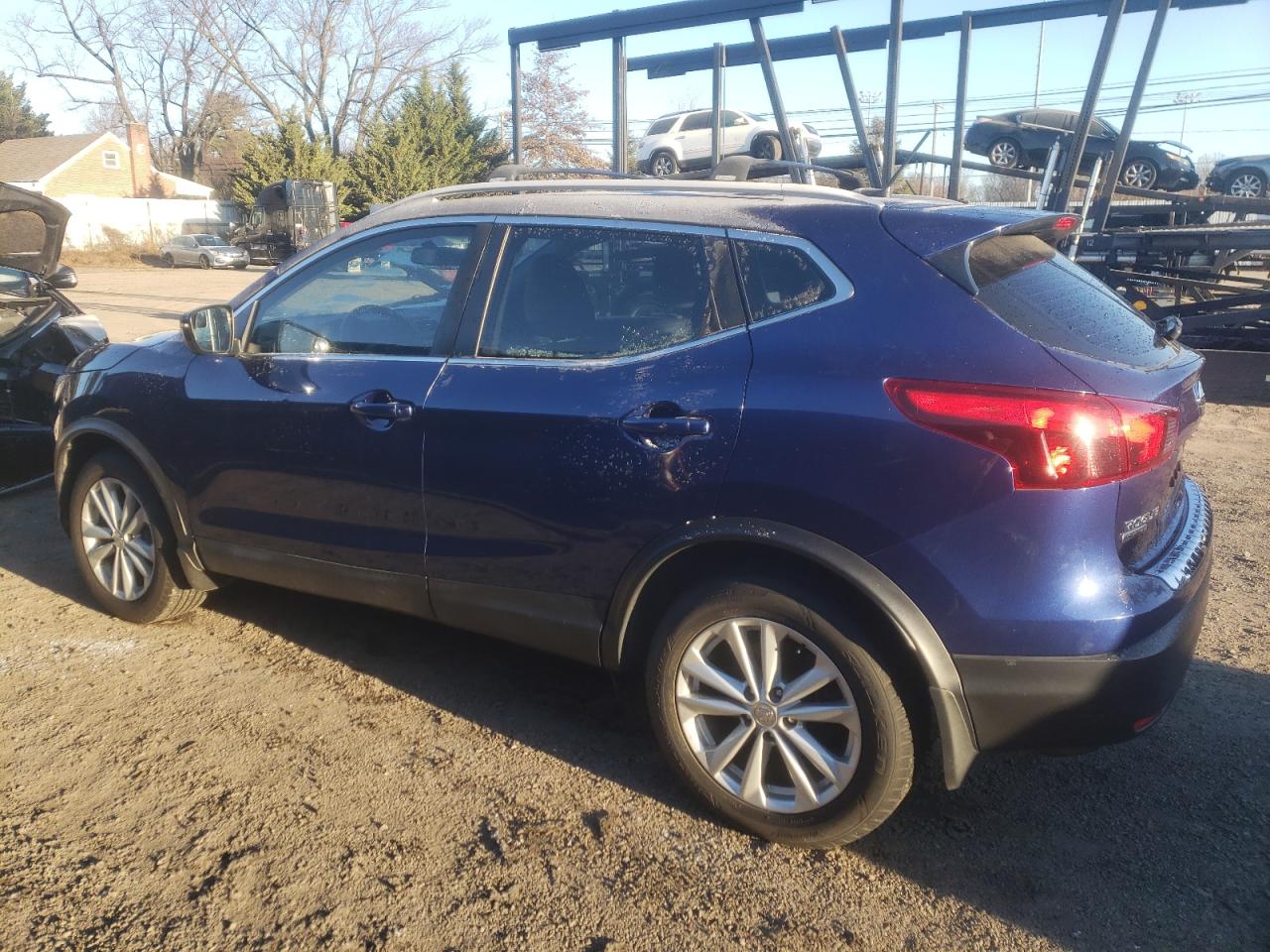 Image 2 of 2018 NISSAN ROGUE SPORT S 2018 with VIN JN1BJ1CR6JW208164