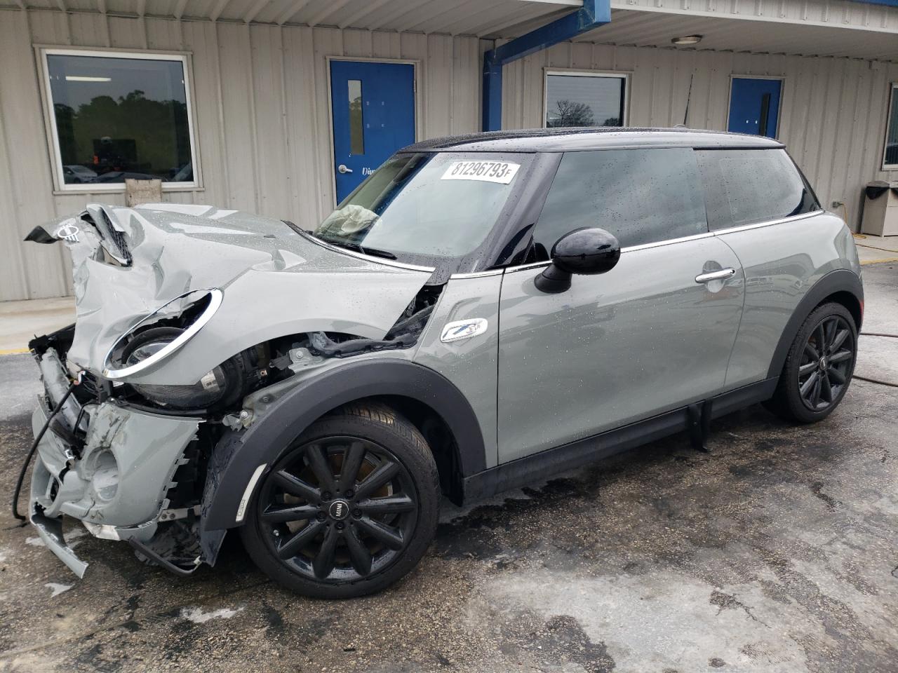 Image 1 of 2019 MINI COOPER S 2019 with VIN WMWXP7C58K2A53675